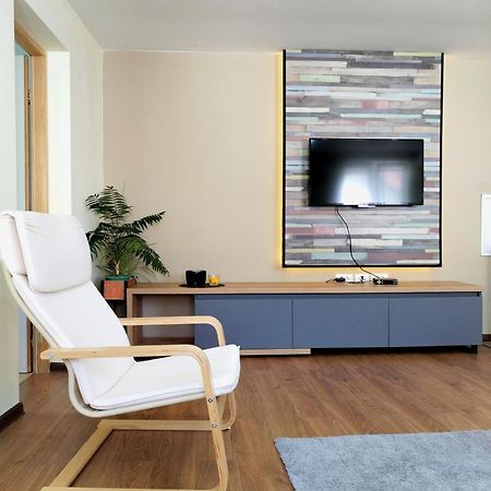 Nikas Apartman Donji Milanovac Zewnętrze zdjęcie