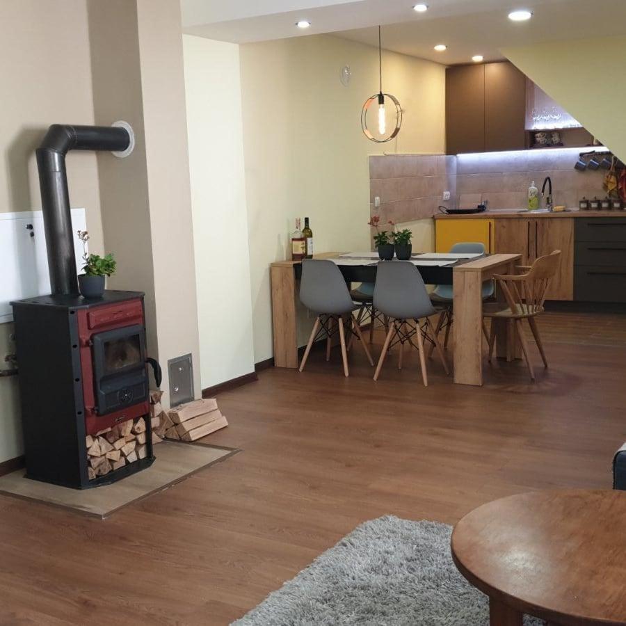 Nikas Apartman Donji Milanovac Zewnętrze zdjęcie
